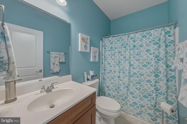 40 BOARDWALK DR, Eastampton, NJ 08060