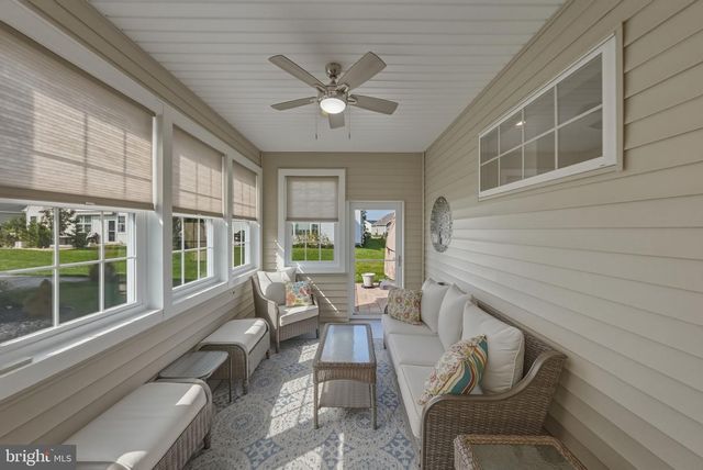 40 BOARDWALK DR, Eastampton, NJ 08060