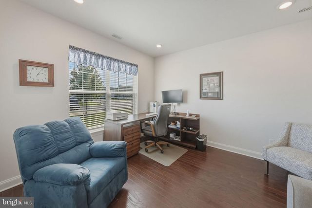 40 BOARDWALK DR, Eastampton, NJ 08060