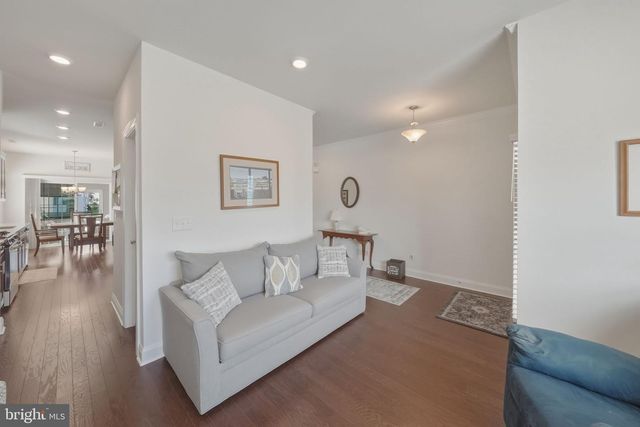 40 BOARDWALK DR, Eastampton, NJ 08060