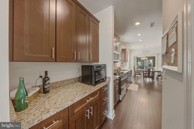 40 BOARDWALK DR, Eastampton, NJ 08060