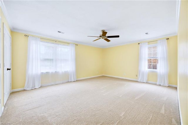 5324 Crossfield RD, Virginia Beach, VA 23464