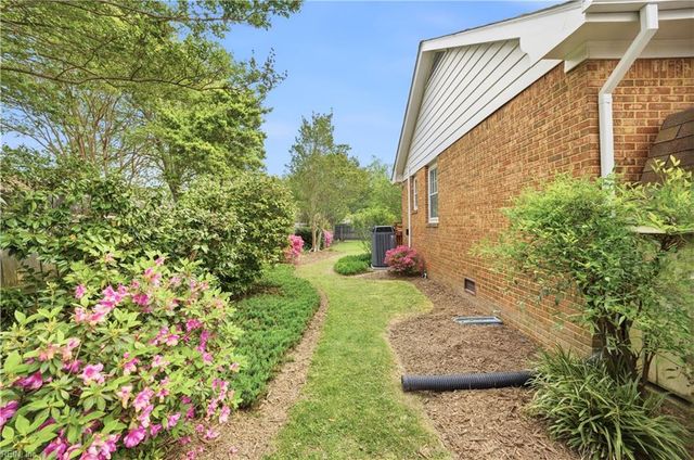 5324 Crossfield RD, Virginia Beach, VA 23464