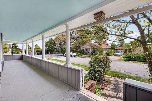 7 Allard Street, Warwick, RI 02889