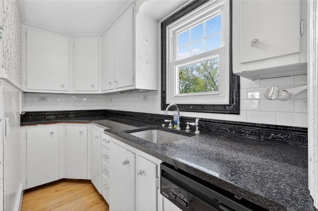 7 Allard Street, Warwick, RI 02889