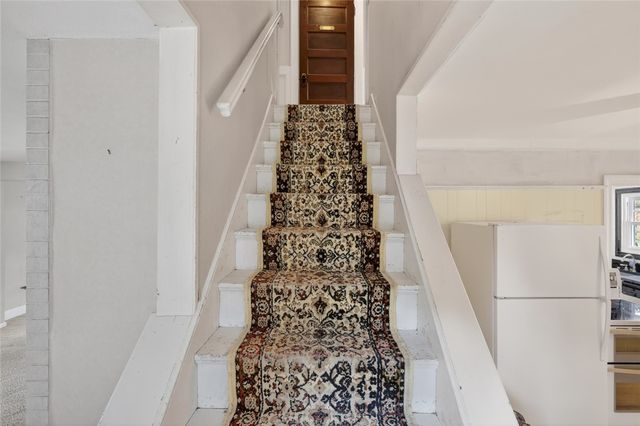 7 Allard Street, Warwick, RI 02889