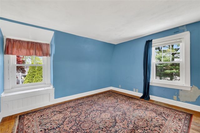 7 Allard Street, Warwick, RI 02889