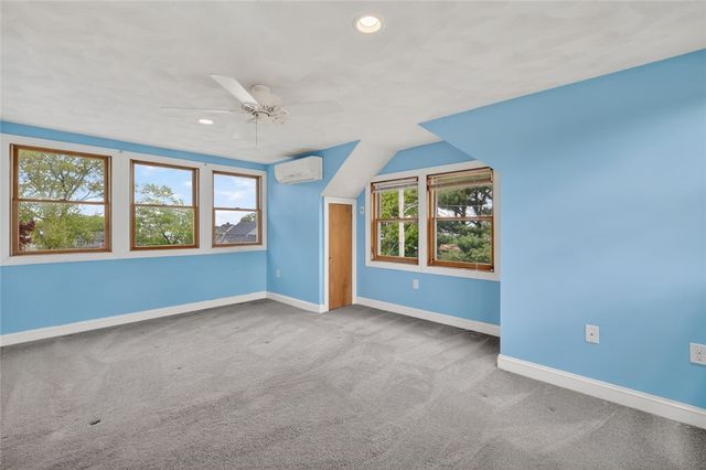 7 Allard Street, Warwick, RI 02889