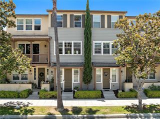806 E Prommenade C, Azusa, CA 91702