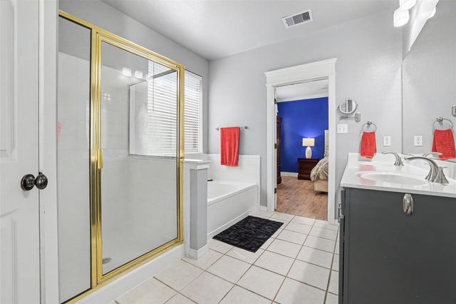 514 Westbury LN, Georgetown, TX 78633