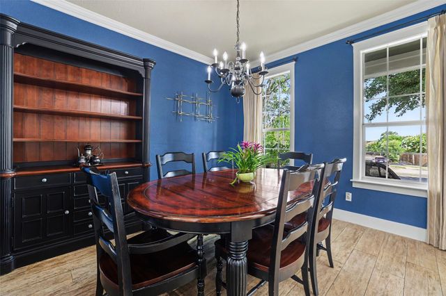 514 Westbury LN, Georgetown, TX 78633