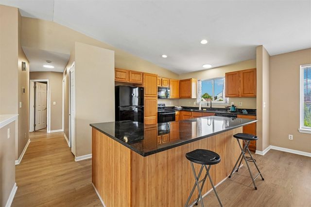 7365 Maplelawn Drive, Ypsilanti, MI 48197