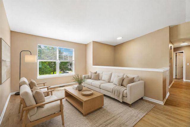 7365 Maplelawn Drive, Ypsilanti, MI 48197