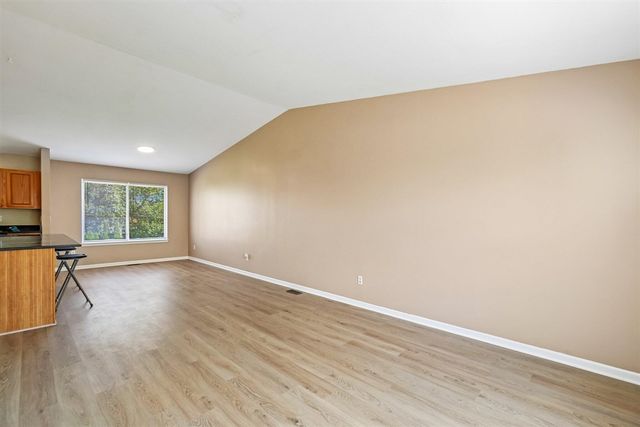 7365 Maplelawn Drive, Ypsilanti, MI 48197