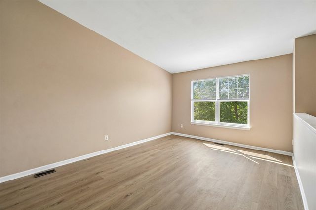 7365 Maplelawn Drive, Ypsilanti, MI 48197
