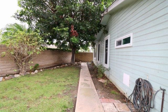 2544 Forrest Lake 20, Santa Ana, CA 92705