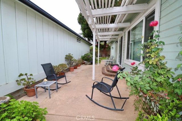 2544 Forrest Lake 20, Santa Ana, CA 92705