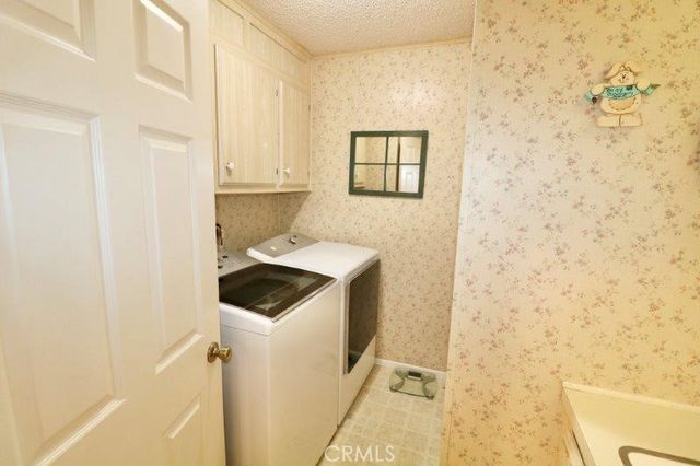 2544 Forrest Lake 20, Santa Ana, CA 92705