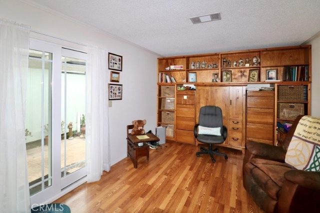 2544 Forrest Lake 20, Santa Ana, CA 92705