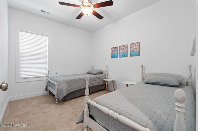 129 NE 8th Street, Oak Island, NC 28465