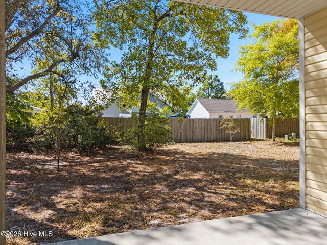 129 NE 8th Street, Oak Island, NC 28465