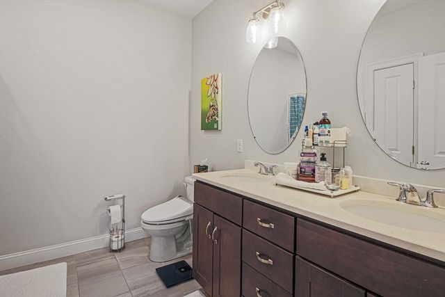 831 Ledgewood Way 831, Clinton, MA 01510