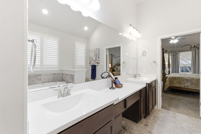 3094 Blenheim Park, Bulverde, TX 78163