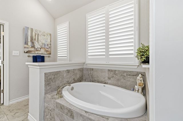 3094 Blenheim Park, Bulverde, TX 78163