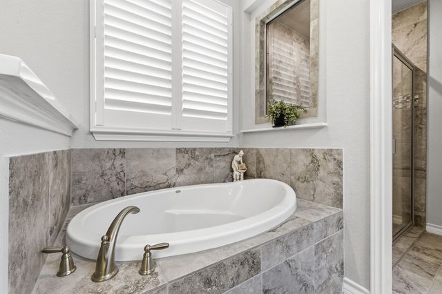 3094 Blenheim Park, Bulverde, TX 78163