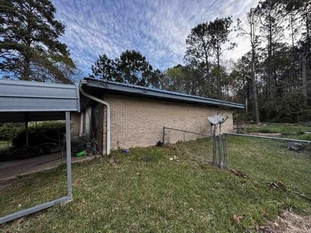 1221 Anderson, Leesville, LA 71446