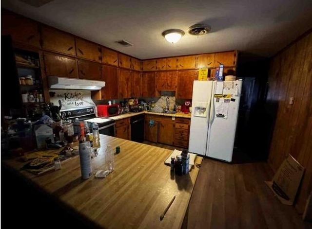 1221 Anderson, Leesville, LA 71446
