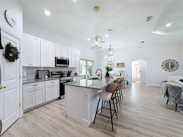 10285 ROCKFORD AVENUE, Englewood, FL 34224