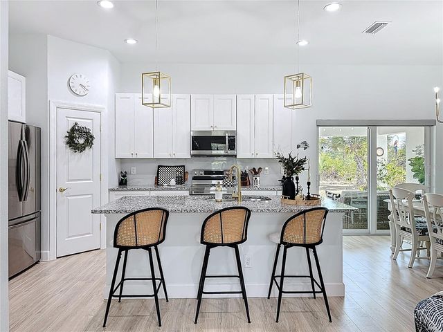 10285 ROCKFORD AVENUE, Englewood, FL 34224