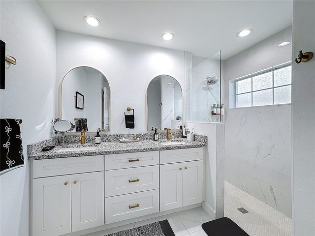 10285 ROCKFORD AVENUE, Englewood, FL 34224