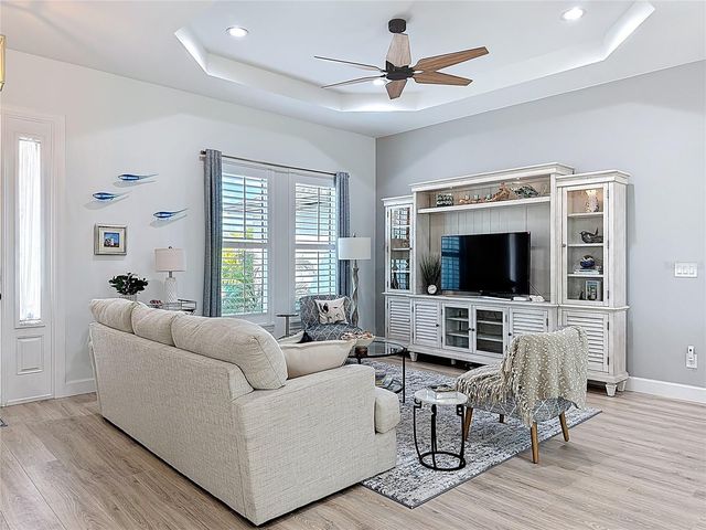 10285 ROCKFORD AVENUE, Englewood, FL 34224