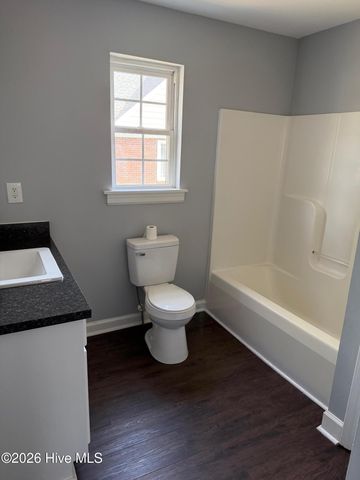 1319 Carolina Street E, Wilson, NC 27893