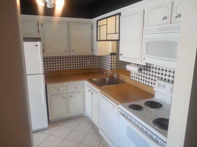 6792 Moonlit Drive, Delray Beach, FL 33446