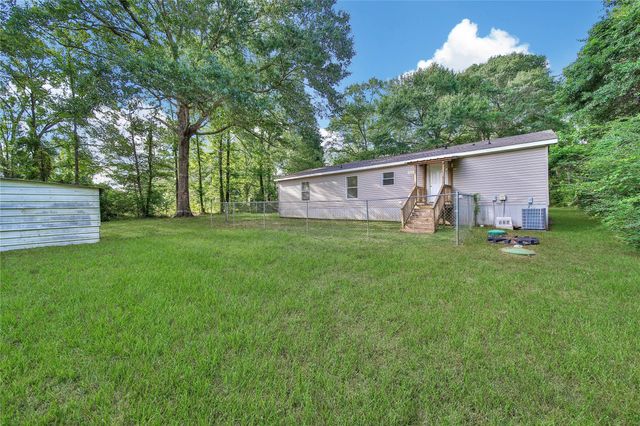 351 Martin Creek Drive, Cleveland, TX 77328