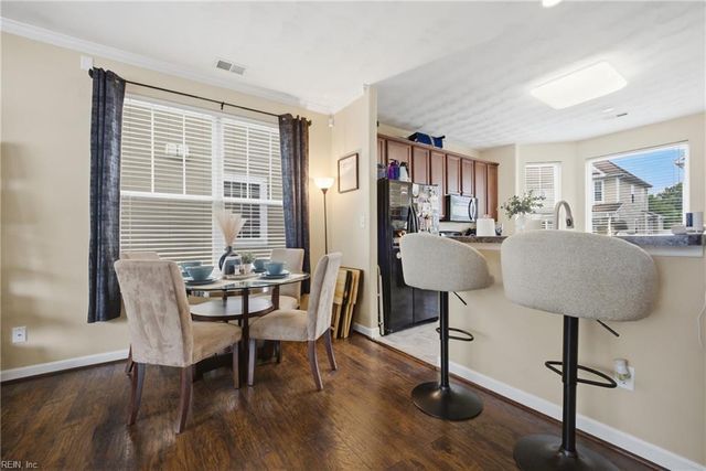 49 Rockingham DR, Hampton, VA 23669