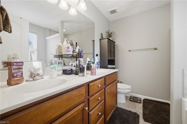 49 Rockingham DR, Hampton, VA 23669