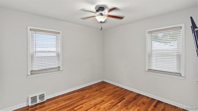 425 N Minerva Avenue, Royal Oak, MI 48067