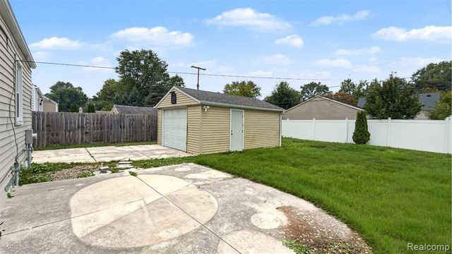 425 N Minerva Avenue, Royal Oak, MI 48067