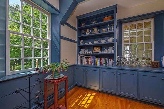 1502 King Hill Road, New London, NH 03257