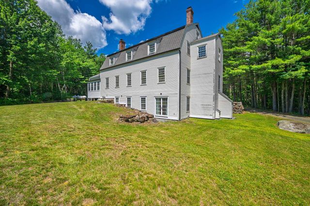 1502 King Hill Road, New London, NH 03257