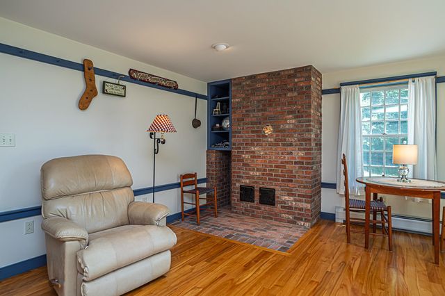 1502 King Hill Road, New London, NH 03257