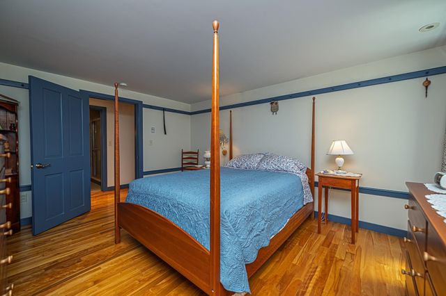 1502 King Hill Road, New London, NH 03257