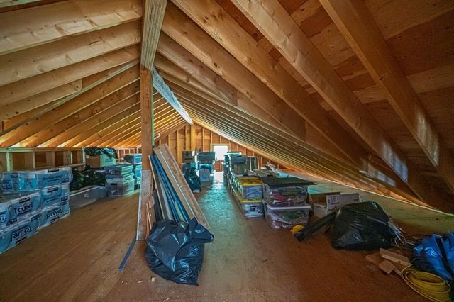 1502 King Hill Road, New London, NH 03257