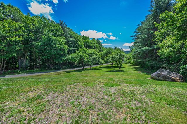 1502 King Hill Road, New London, NH 03257