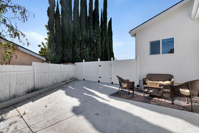 955 Brossard Drive, Thousand Oaks, CA 91360