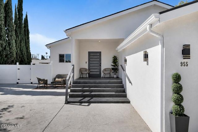 955 Brossard Drive, Thousand Oaks, CA 91360